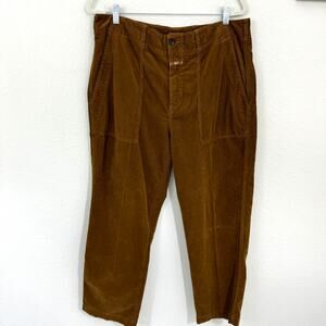 Closed Brown Cropped Pants